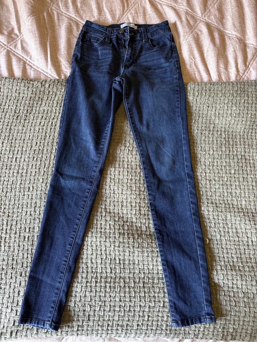 KanCan Women's Skinny Jeans - Dark Blue Wash